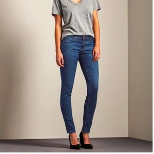 AG The Stilt Cigarette leg jeans